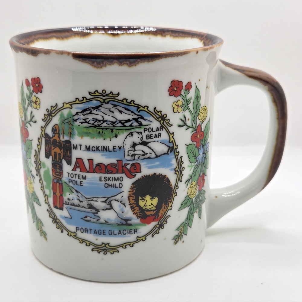 Vtg Alaska Made In Japan Souvenir Mug Floral Cottage Cabin Cute Collectible